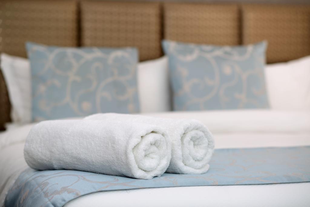 City Hotel And Suites Катманду Экстерьер фото